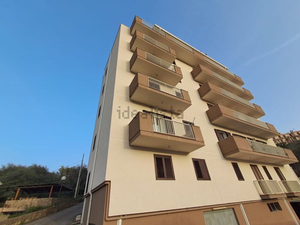 locale di sgombero in vendita a Modica in zona Sacro Cuore