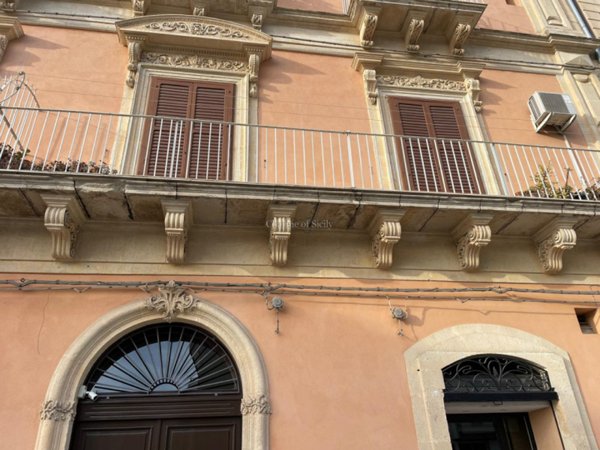 appartamento in vendita a Modica in zona Modica Bassa