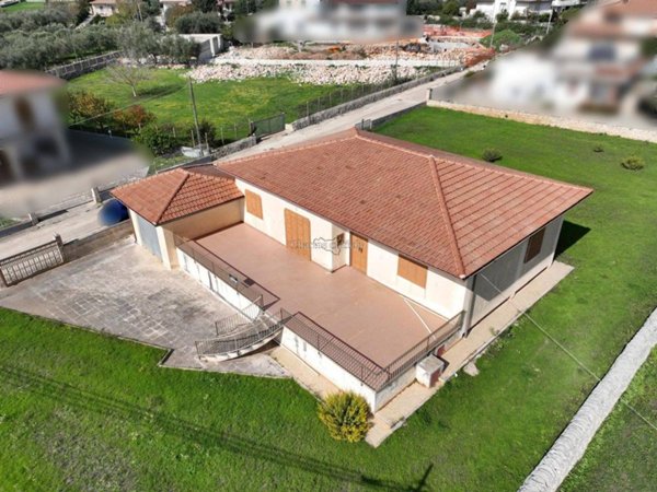 casa indipendente in vendita a Modica in zona Sacro Cuore