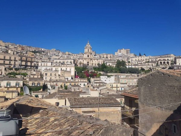 appartamento in vendita a Modica in zona Modica Bassa