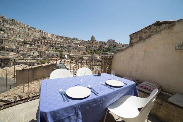 appartamento in vendita a Modica in zona Modica Bassa