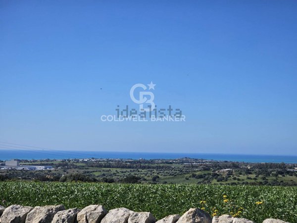 casa indipendente in vendita a Modica