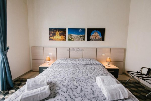 casa indipendente in vendita a Modica in zona Modica Bassa