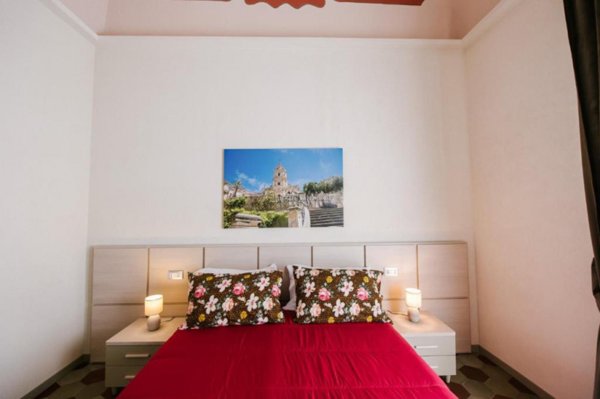 casa indipendente in vendita a Modica in zona Modica Bassa