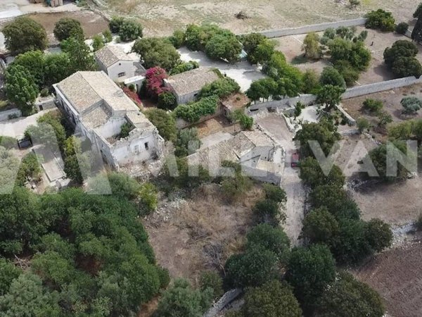 casa indipendente in vendita a Modica in zona Zappulla