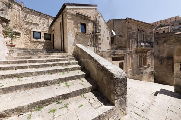 appartamento in vendita a Modica in zona Modica Bassa