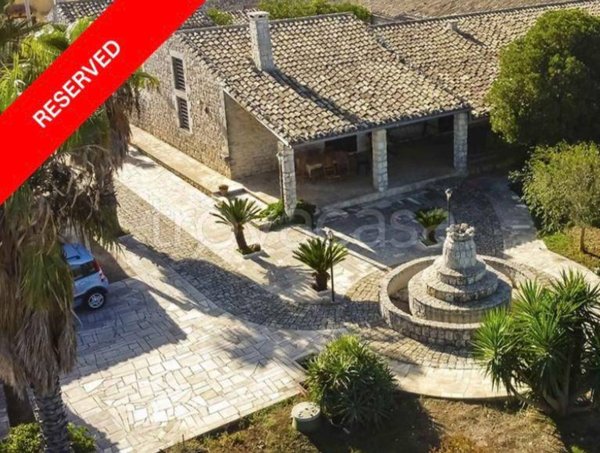 casa indipendente in vendita a Modica in zona Sacro Cuore