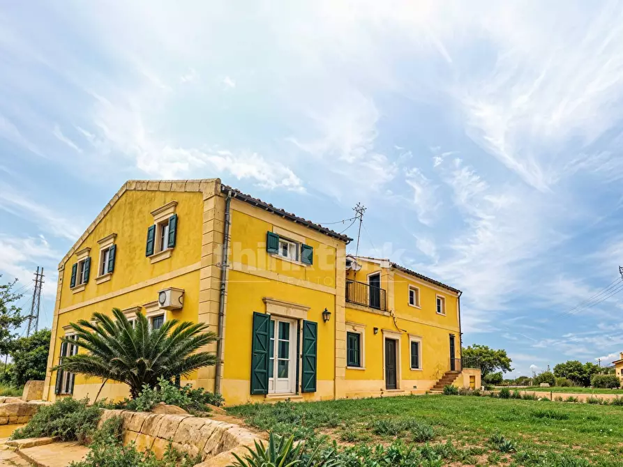 casa indipendente in vendita a Modica