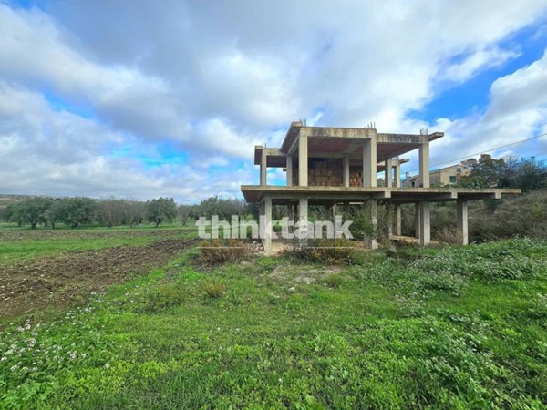 casa indipendente in vendita a Modica