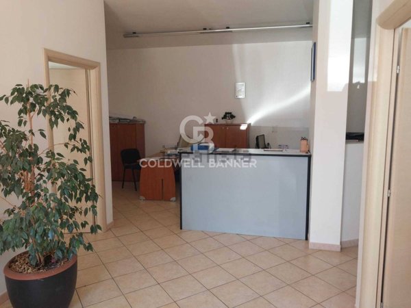 ufficio in vendita a Modica in zona Sacro Cuore