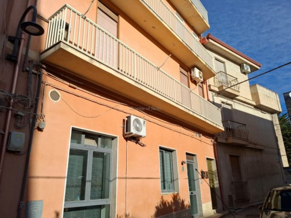 appartamento in vendita a Modica in zona Modica Alta