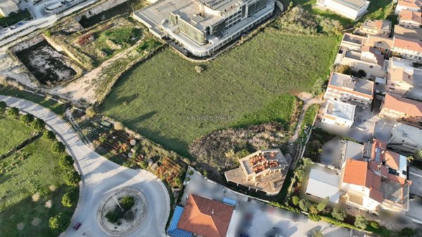 terreno edificabile in vendita a Modica in zona Sacro Cuore