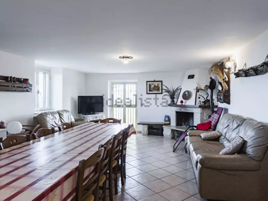 casa indipendente in vendita a Modica