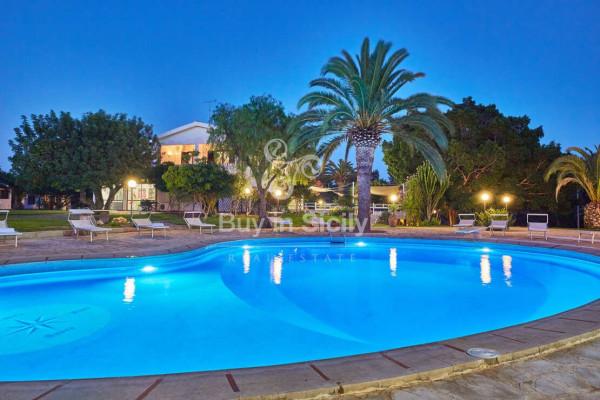 casa indipendente in vendita a Modica in zona Maganuco