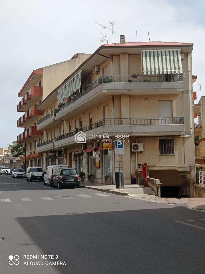 negozio in vendita a Modica in zona Sacro Cuore