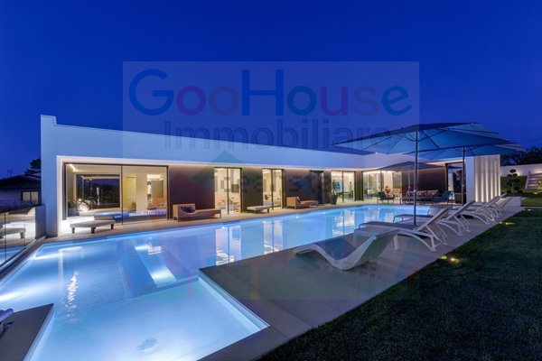 casa indipendente in vendita a Modica