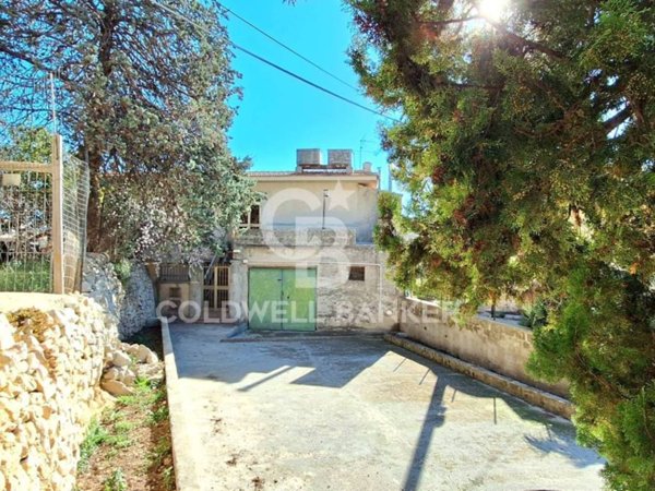 casa indipendente in vendita a Modica in zona Modica Alta