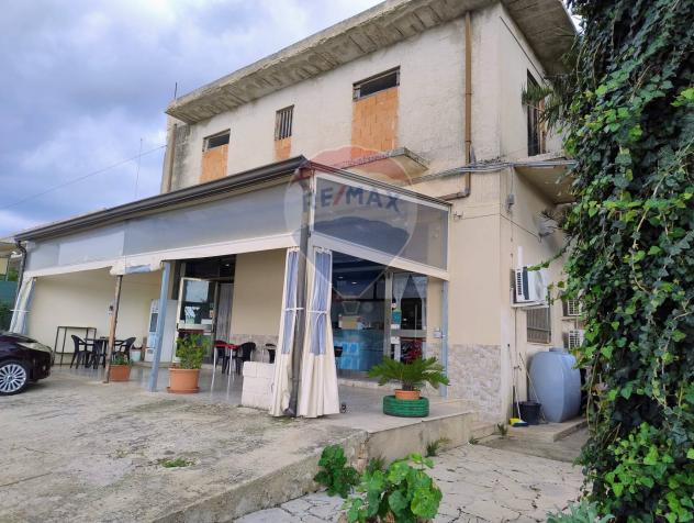 negozio in vendita a Modica in zona Sacro Cuore
