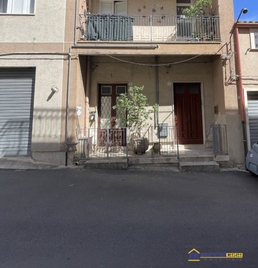 casa indipendente in vendita a Modica