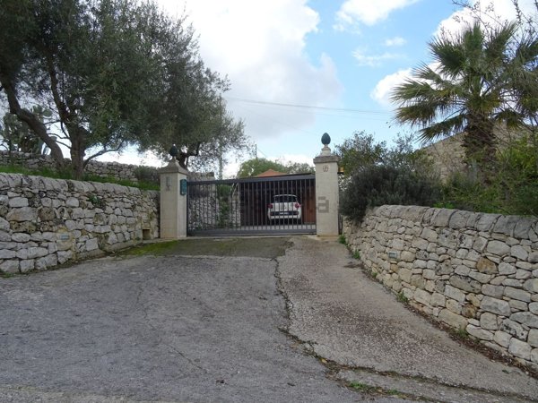 casa indipendente in vendita a Modica in zona Modica Alta