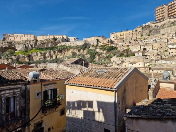appartamento in vendita a Modica in zona Modica Bassa