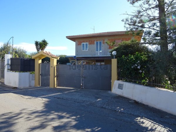 casa indipendente in vendita a Modica in zona Marina di Modica