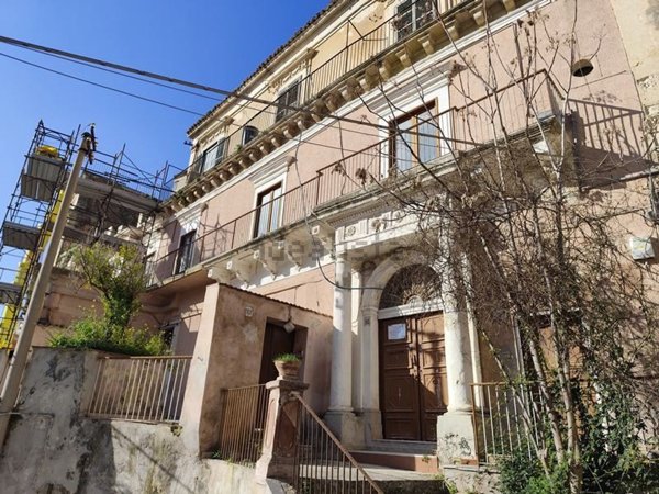 appartamento in vendita a Modica in zona Modica Bassa