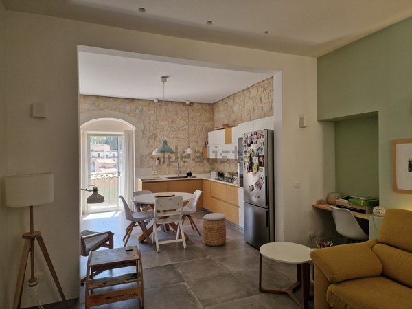 casa indipendente in vendita a Modica in zona Modica Bassa