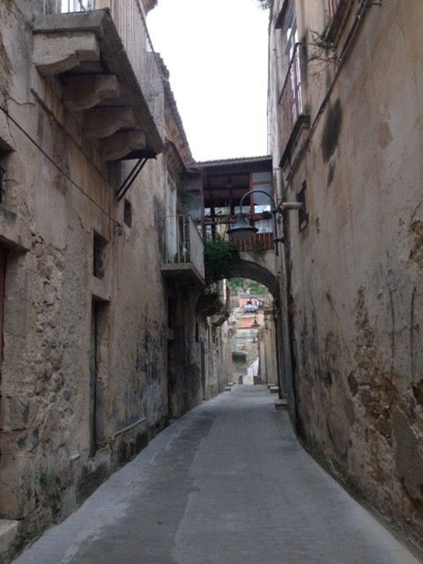 locale di sgombero in vendita a Modica