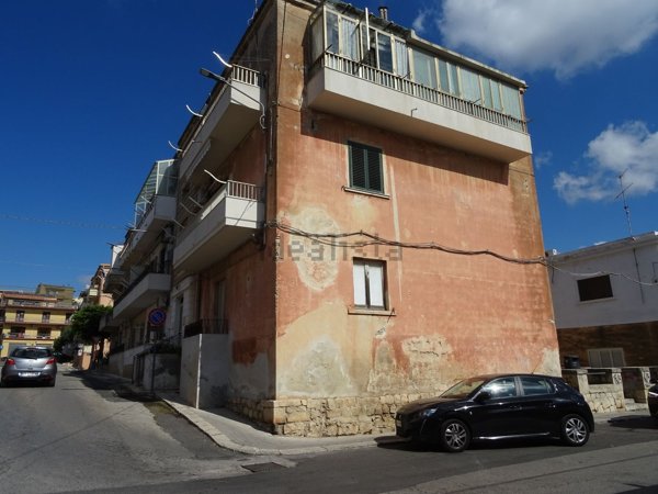 appartamento in vendita a Modica in zona Modica Alta