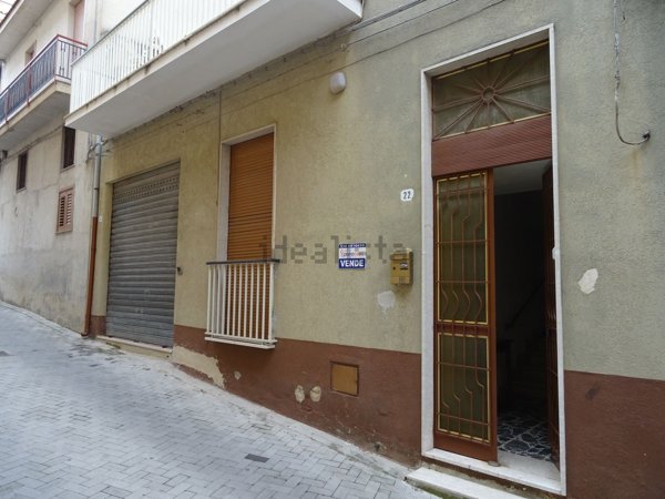 casa indipendente in vendita a Modica in zona Modica Alta