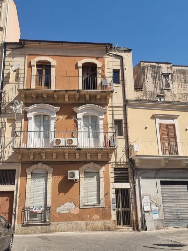appartamento in vendita a Modica in zona Modica Bassa