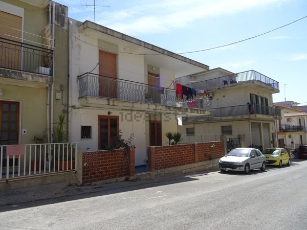 casa indipendente in vendita a Modica in zona Modica Alta