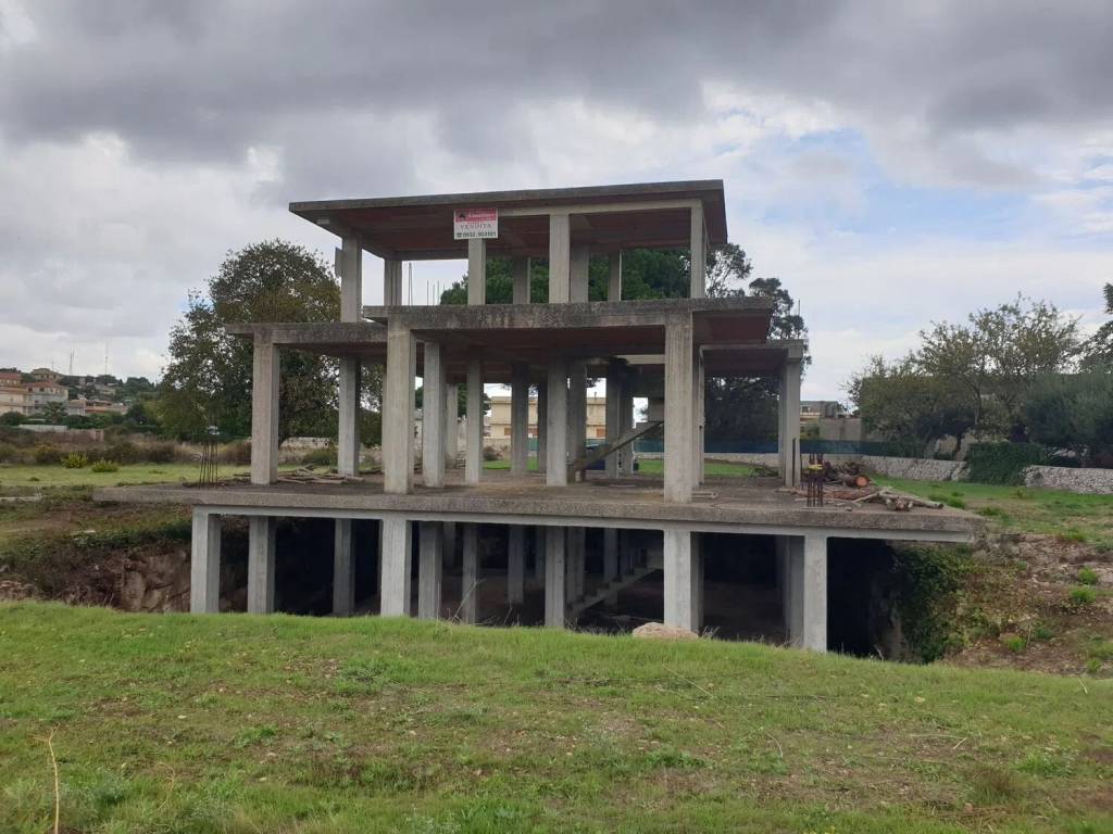 intera palazzina in vendita a Modica in zona Modica Alta