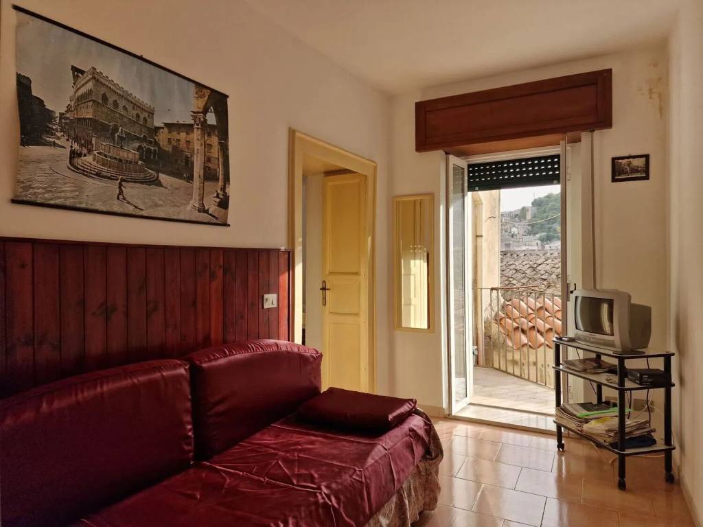 casa indipendente in vendita a Modica in zona Modica Bassa