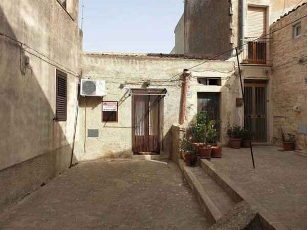 appartamento in vendita a Modica in zona Modica Alta