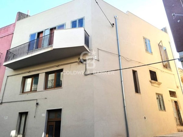 casa indipendente in vendita a Modica in zona Modica Alta