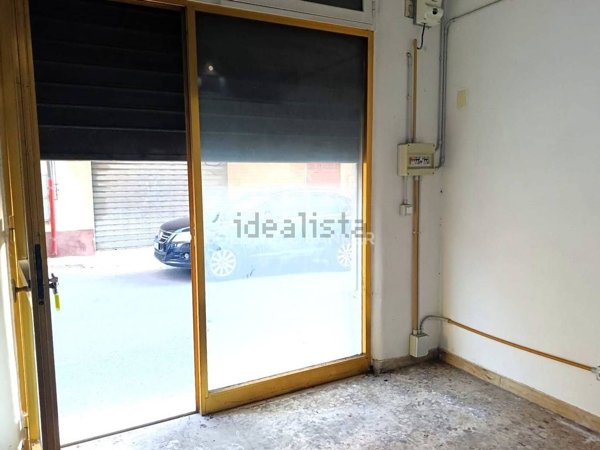 locale commerciale in vendita a Modica