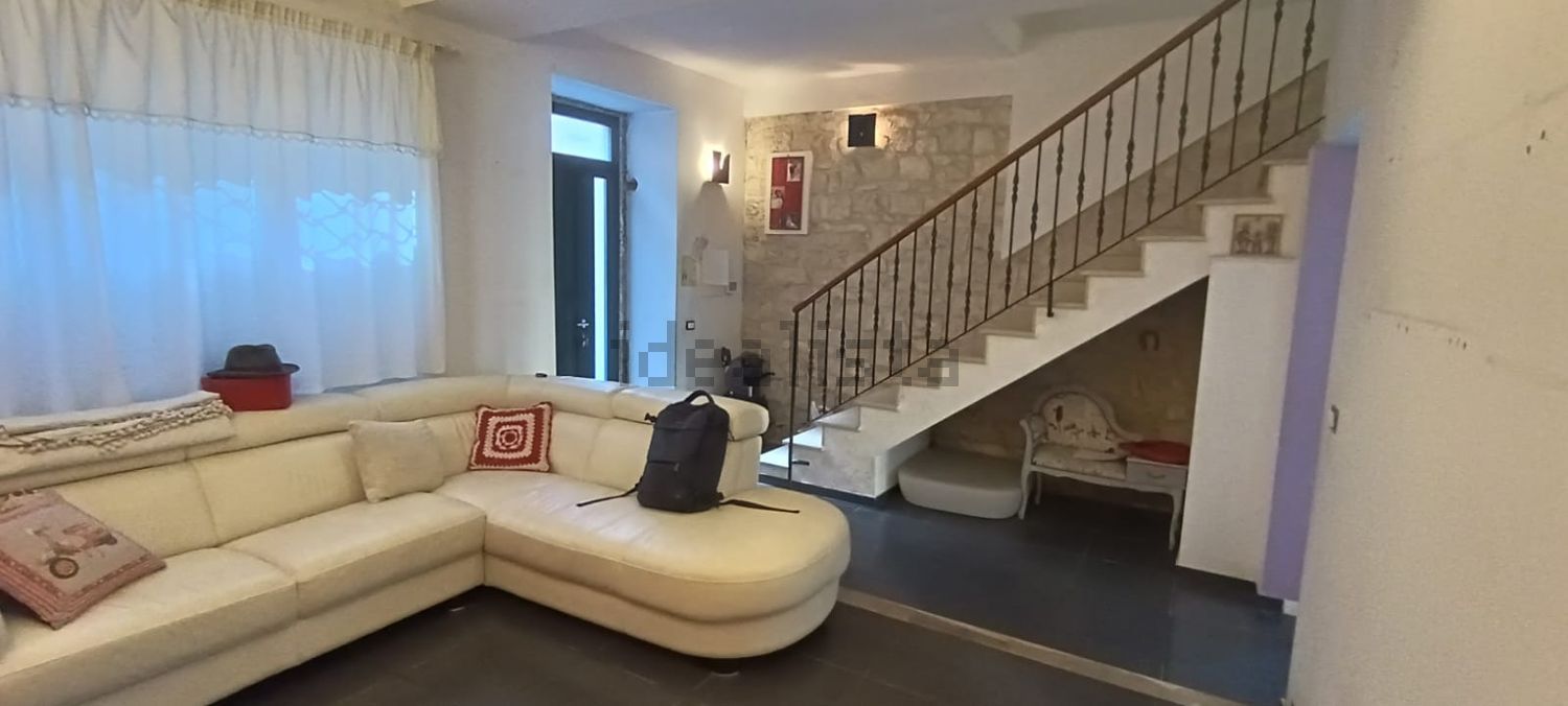 casa indipendente in vendita a Modica in zona Modica Bassa