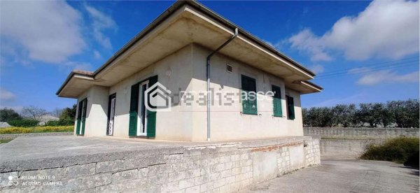 casa indipendente in vendita a Modica