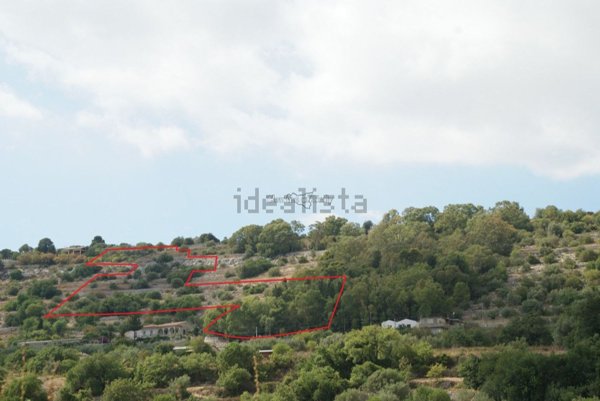 casa indipendente in vendita a Modica
