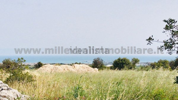 casa indipendente in vendita a Modica