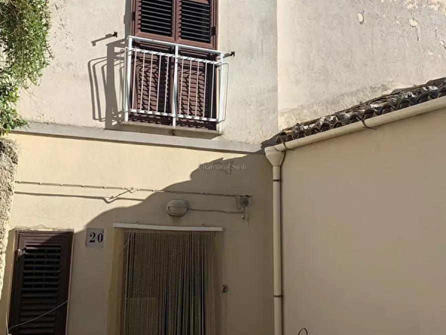 casa indipendente in vendita a Modica in zona Modica Alta