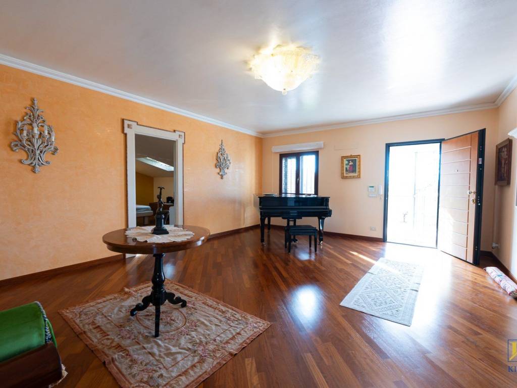 casa indipendente in vendita a Modica in zona Sacro Cuore