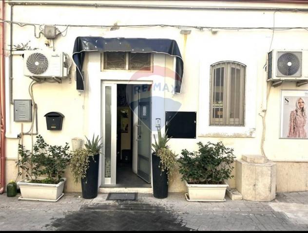 locale commerciale in vendita a Modica in zona Modica Alta