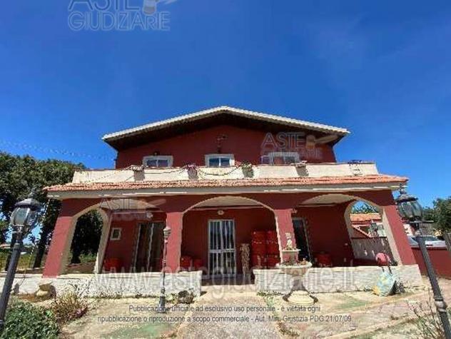 casa indipendente in vendita a Modica