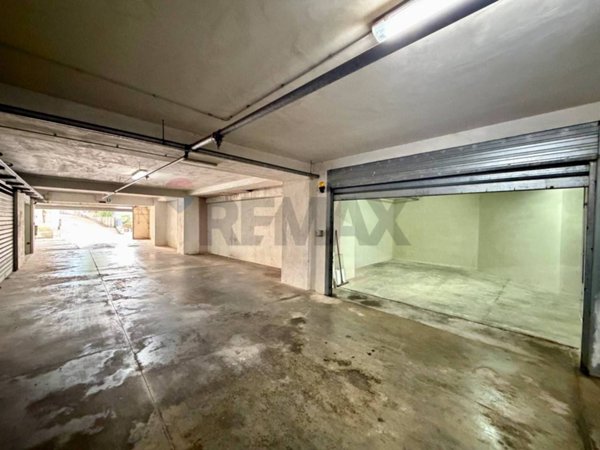 locale di sgombero in vendita a Modica in zona Sacro Cuore