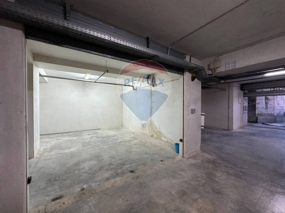 locale di sgombero in vendita a Modica in zona Sacro Cuore