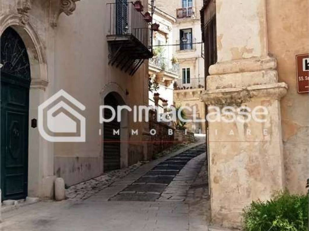 casa indipendente in vendita a Modica in zona Modica Bassa