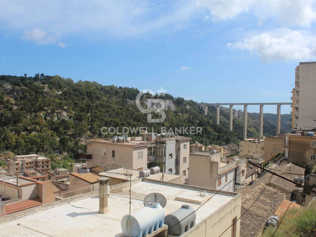 appartamento in vendita a Modica in zona Modica Bassa